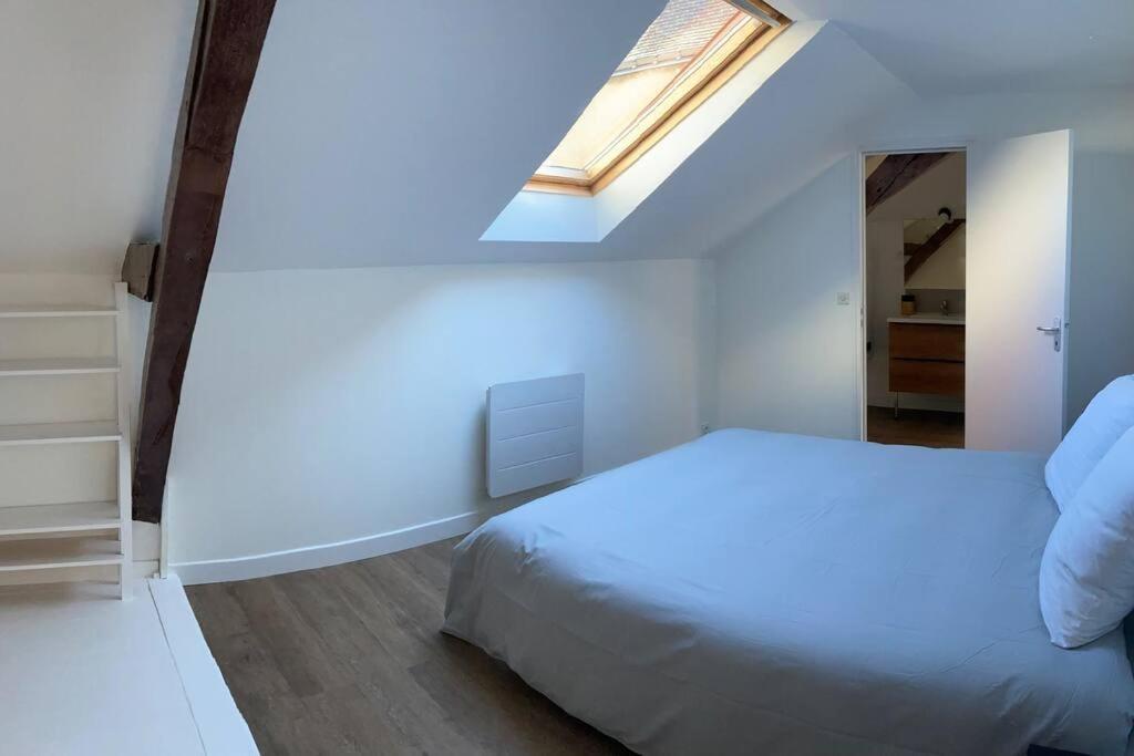 Au Bord De La Mayenne Laval  Extérieur photo