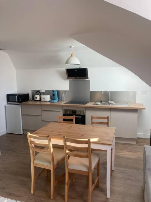 Au Bord De La Mayenne Laval  Extérieur photo